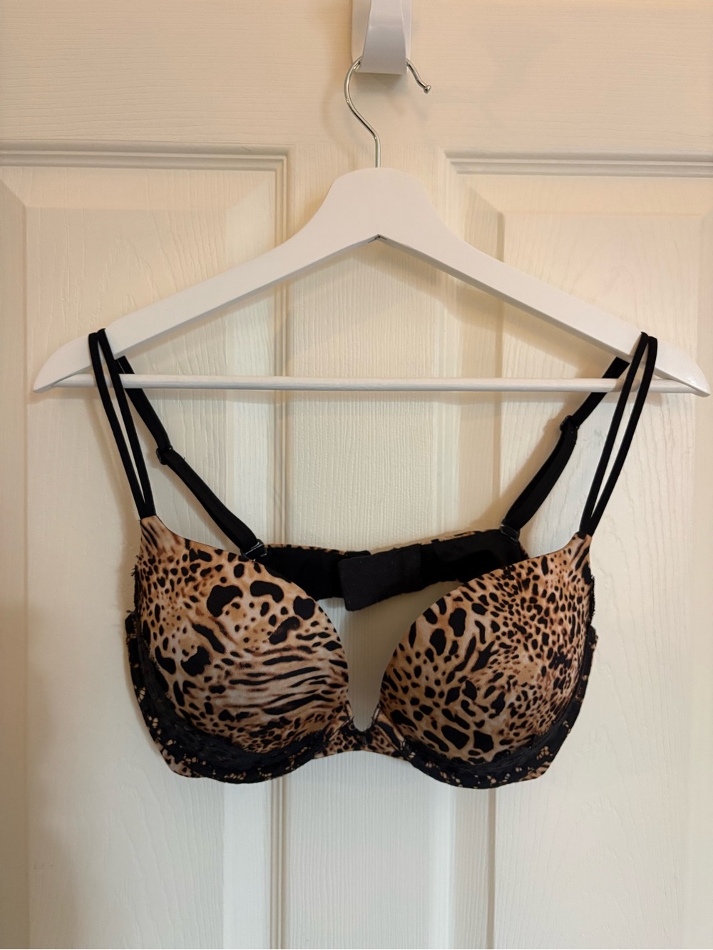 Victoria's Secret Very Sexy Leopard Print Push-Up Bra 34 D